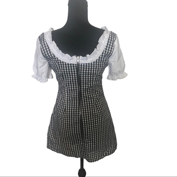 Byee, Size M, Balck and white Gingham dress, on or off shoulder NWOT - Picture 3 of 4